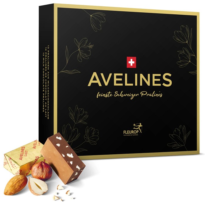 Pralin�s||| CHF 18.9 |||Avelines Pralin�s von Maestrani.

Diese elegante Box beinhaltet 12 Avelines Pralin�s (120g) aus zartschmelzender Gianduja-Haselnuss-Milchschokolade. Die erlesene Zusammensetzung enth�lt nur allerbeste Zutaten von sorgsam ausgew�hlter Herkunft: Kakaobohnen, Schweizer Vollmilch, delikat ger�stete Haseln�sse, Mandeln sowie echte gemahlene Bourbon-Vanille. ||| 1739
